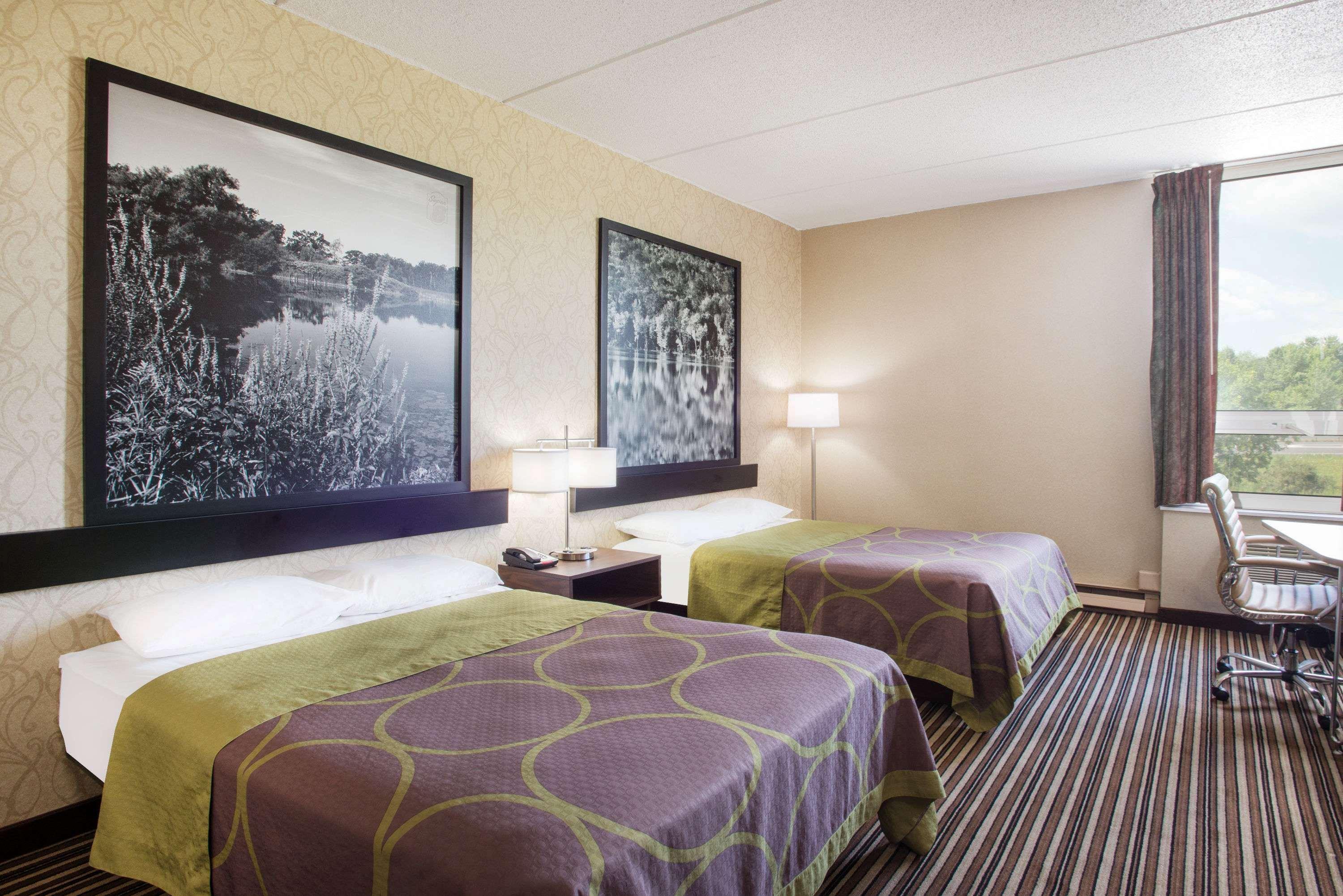 Hotel Super 8 By Wyndham Plattsburgh Exteriér fotografie