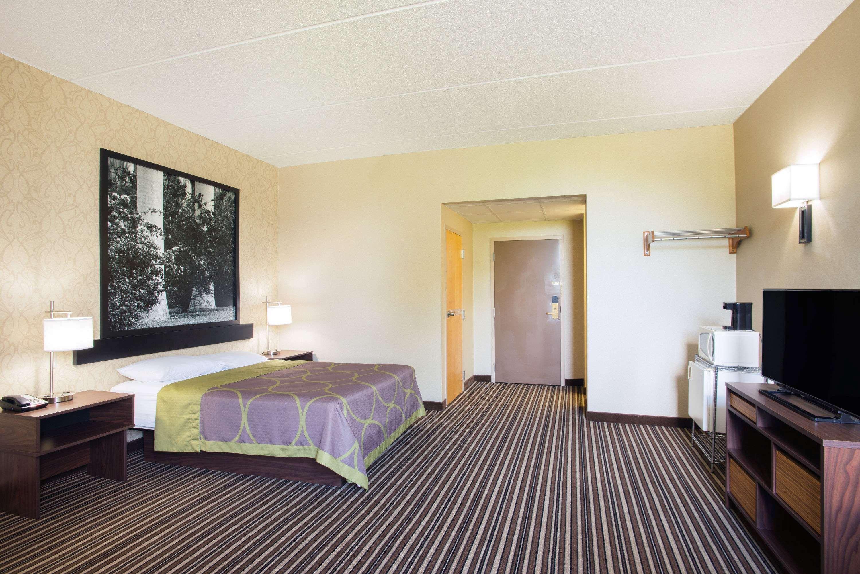Hotel Super 8 By Wyndham Plattsburgh Exteriér fotografie